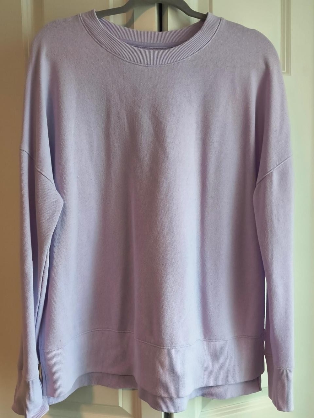 Time and Tru Women's Lavender Crewneck Pullover